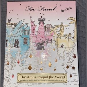 TOO FACED CHRISTMAS AROUND THE WORLD HOLIDAY EYESHADOW SET